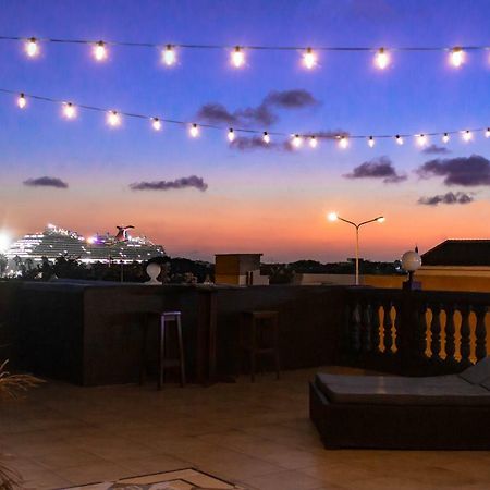 Curacao Suites Hotel Willemstad Bagian luar foto