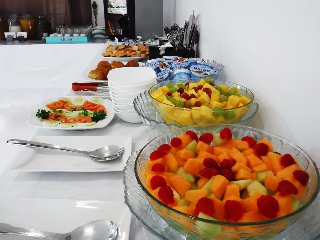 Curacao Suites Hotel Willemstad Bagian luar foto