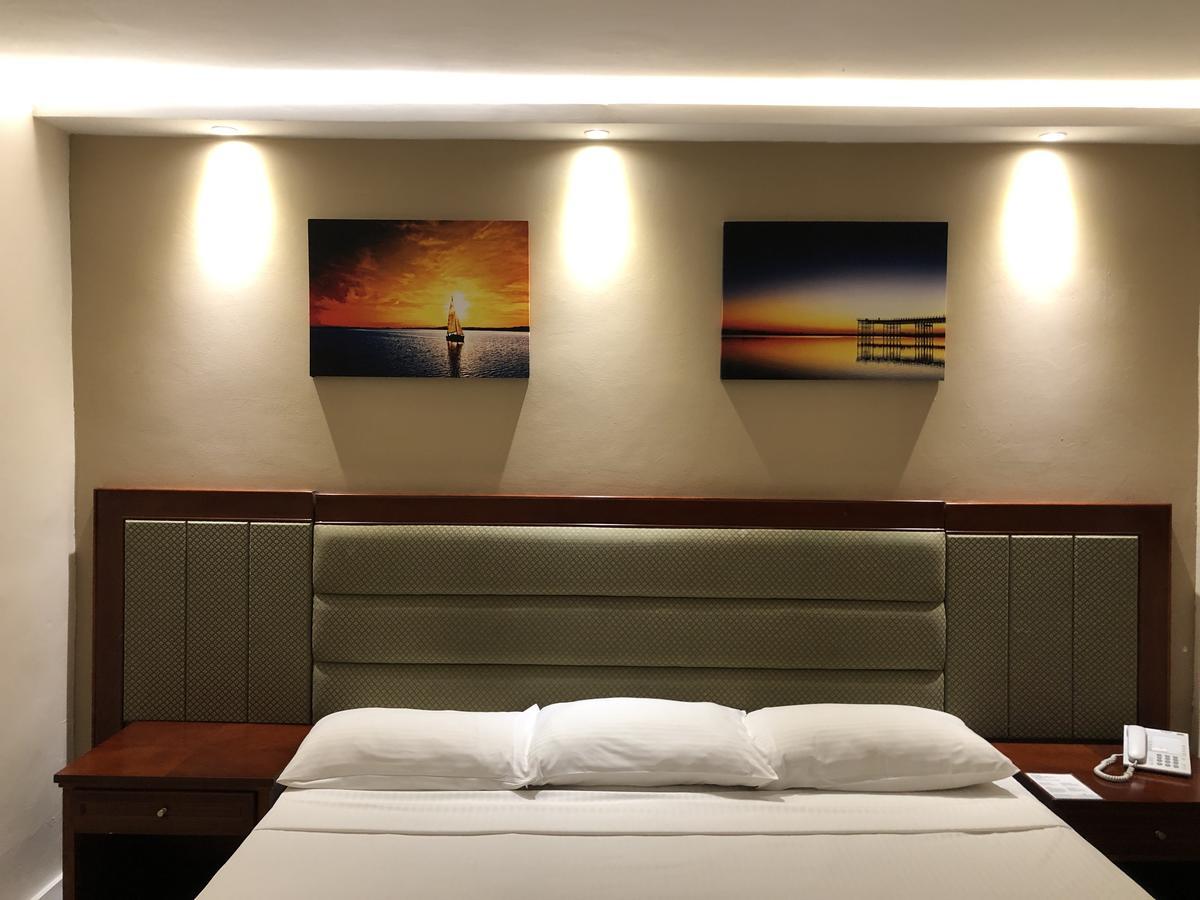Curacao Suites Hotel Willemstad Bagian luar foto