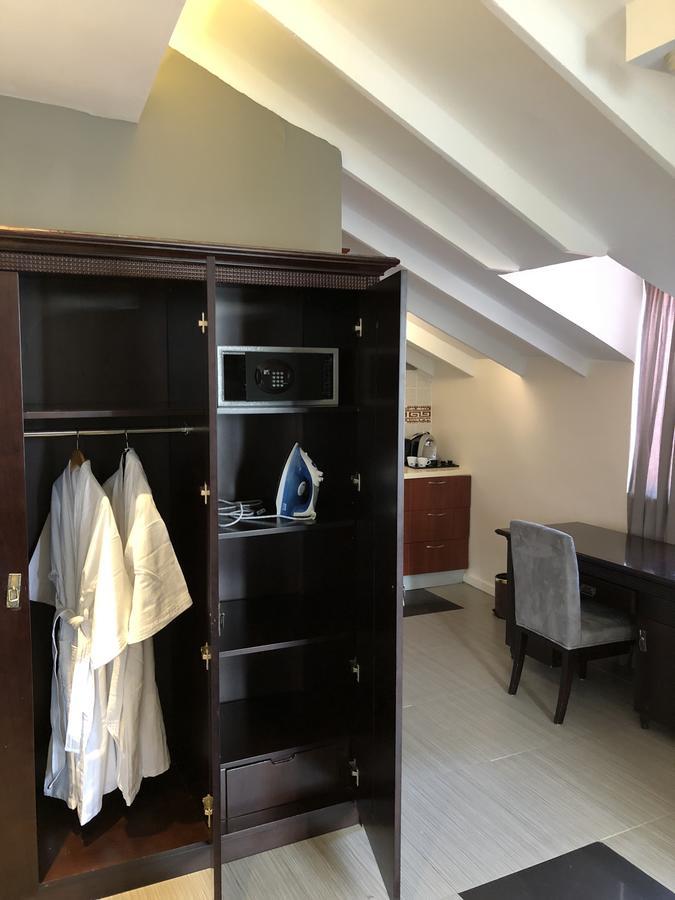 Curacao Suites Hotel Willemstad Bagian luar foto