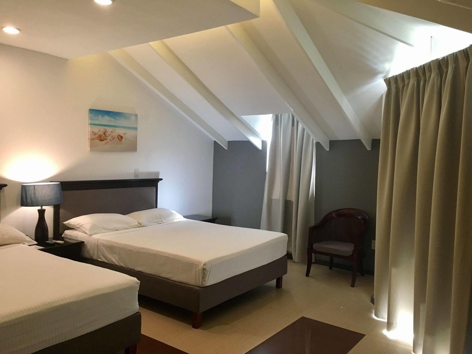 Curacao Suites Hotel Willemstad Bagian luar foto